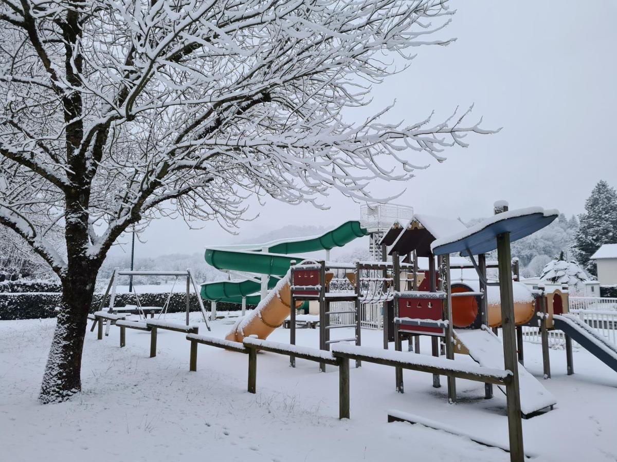 Camping Familial - Parc Aquatique - Grande Aire De Jeux A La Montagne アゴ・ヴィダロ エクステリア 写真
